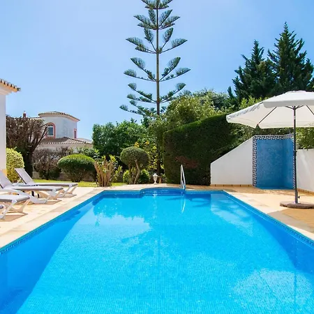 Villa La Pausa - Serene 3-bedroom Retreat With Heated Pool Carvoeiro (Lagoa)