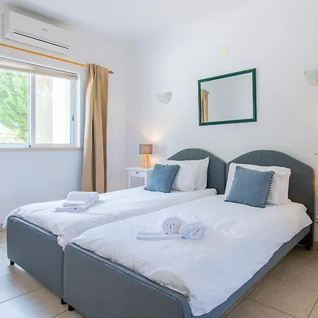 La Pausa - Serene 3-bedroom Retreat With Heated Pool * Carvoeiro (Lagoa)